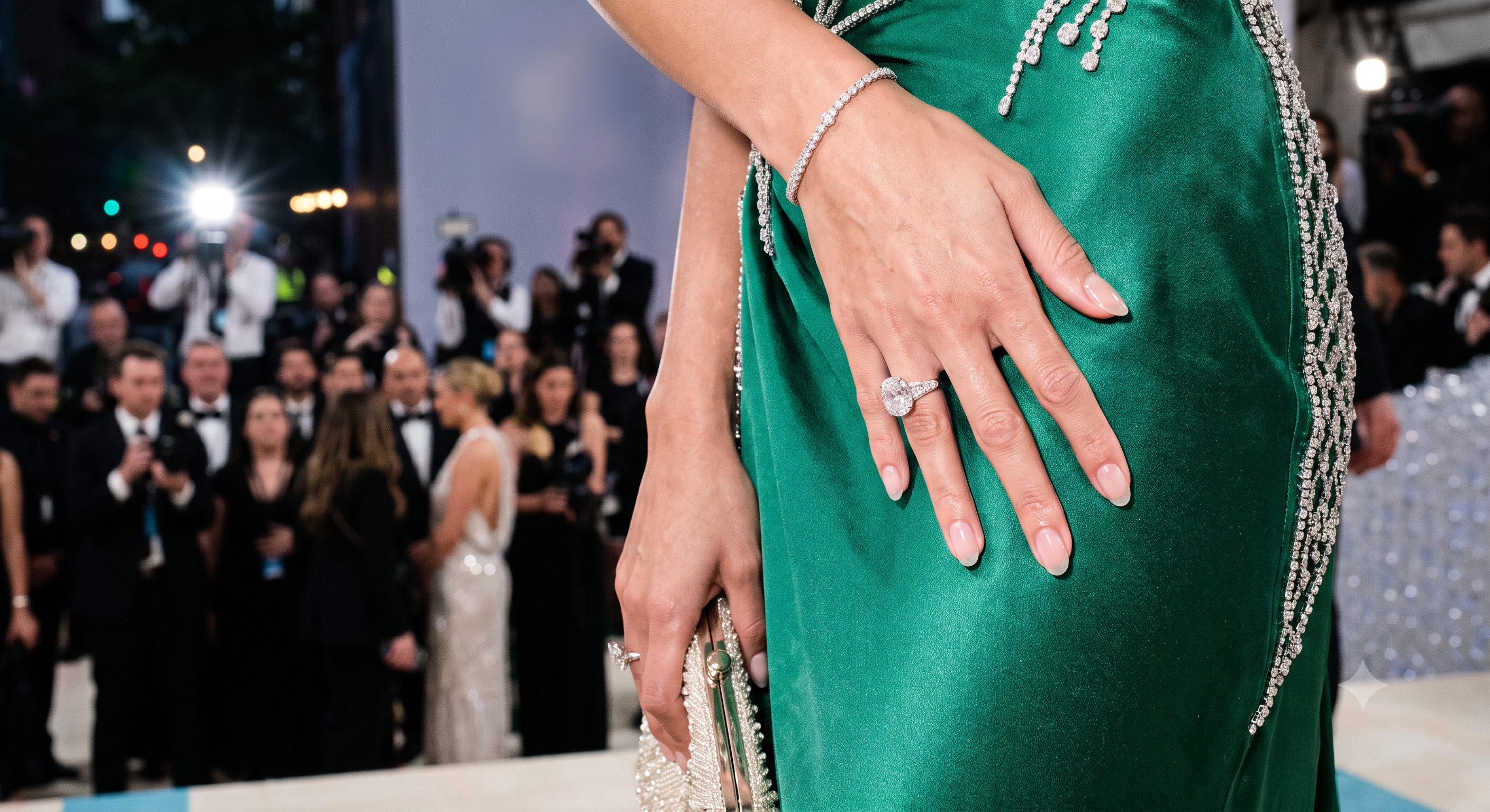 Celebrities Are Trading Flashy Art For Perfect Naked Nails